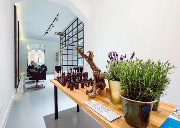 Local de Ara Crinis Peluquería